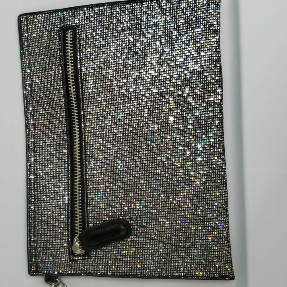 Wristlet